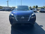 Used 2024 Nissan Rogue SV image 2