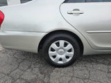 Used 2004 Toyota Camry LE image 5