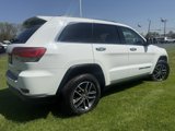Used 2018 Jeep Grand Cherokee Limited image 3