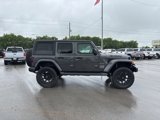 Used 2018 Jeep Wrangler Unlimited Sahara image 4