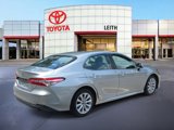 Used 2018 Toyota Camry LE image 5