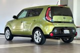 Used 2016 Kia Soul + image 6
