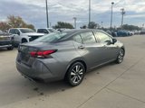 Used 2021 Nissan Versa SV image 3