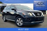 Used 2018 Nissan Pathfinder S image 3