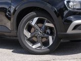 New 2025 Hyundai Venue SEL image 3