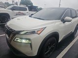 Used 2023 Nissan Rogue SV image 2