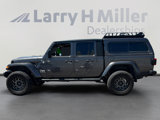 Used 2020 Jeep Gladiator Overland image 2