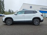 New 2025 Volkswagen Taos SE image 2