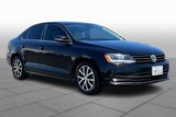 Used 2017 Volkswagen Jetta SE image 2