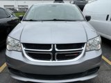 Used 2018 Dodge Grand Caravan SE w/ UConnect Hands-Free Group image 2
