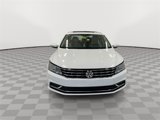 Used 2019 Volkswagen Passat 2.0T Wolfsburg image 3