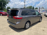 Used 2015 Toyota Sienna LE image 4