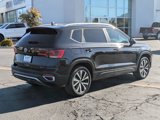 Used 2022 Volkswagen Taos SE w/ IQ.Drive SE Package image 3