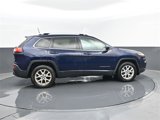 Used 2016 Jeep Cherokee Latitude w/ Cold Weather Group image 4