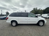 Used 2005 Chrysler Town & Country Touring image 5