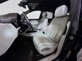 Used 2021 Porsche Macan S image 5
