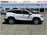 Certified 2022 GMC Terrain SLE w/ Driver Convenience Package image 2