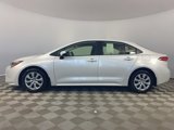 Used 2022 Toyota Corolla LE image 4