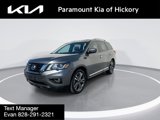 Used 2017 Nissan Pathfinder Platinum image 4