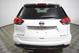 Used 2017 Nissan Rogue SL w/ SL Premium Package image 4