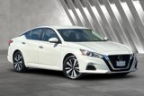 Used 2021 Nissan Altima 2.5 SV image 2