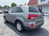 Used 2015 Kia Sorento LX image 5