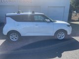 Used 2023 Kia Soul LX w/ LX Technology Package image 2