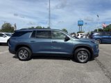 Used 2025 Chevrolet Traverse LT image 2