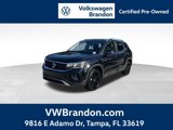 Certified 2024 Volkswagen Taos SE w/ Panoramic Sunroof Package image 1