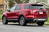 Used 2017 Ford Explorer Platinum image 3