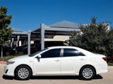 Used 2014 Toyota Camry LE image 3