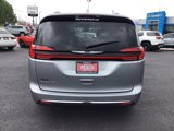 Used 2021 Chrysler Pacifica Touring-L image 5