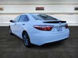 Used 2017 Toyota Camry SE image 4