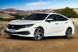 Used 2019 Honda Civic Touring image 2
