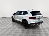 Used 2022 Volkswagen Taos SE image 6