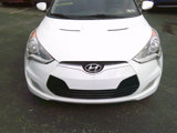Used 2014 Hyundai Veloster w/ Technology Package 03 image 2