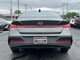 New 2025 Hyundai Elantra SE image 4