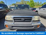 Used 2000 Toyota Tacoma 4x4 Xtracab image 2