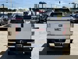Used 2018 GMC Canyon SLE image 4