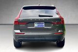 Used 2018 Volvo XC60 T5 Momentum w/ Vision Package image 5