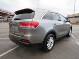 Used 2018 Kia Sorento LX image 5