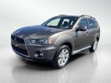 Used 2011 Mitsubishi Outlander SE image 2