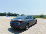 New 2025 Hyundai Elantra SE image 5