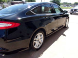 Used 2016 Ford Fusion SE image 5