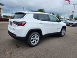 New 2025 Jeep Compass Latitude image 3