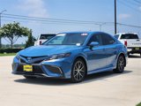 Used 2024 Toyota Camry SE image 3