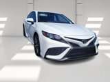 Used 2021 Toyota Camry SE image 3