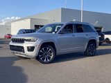 Used 2022 Jeep Grand Cherokee Overland image 2