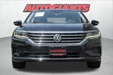 Used 2021 Volkswagen Passat 2.0T SE image 2