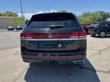 Used 2024 Volkswagen Atlas SE image 4